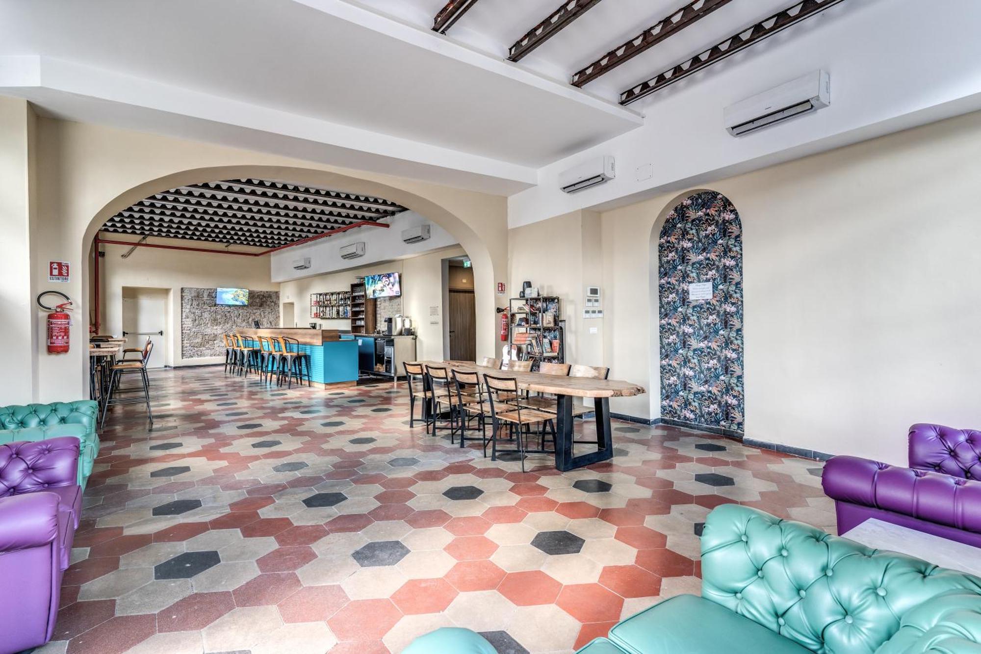 Borgo Ripa Urban Travel Hostel Rome Buitenkant foto