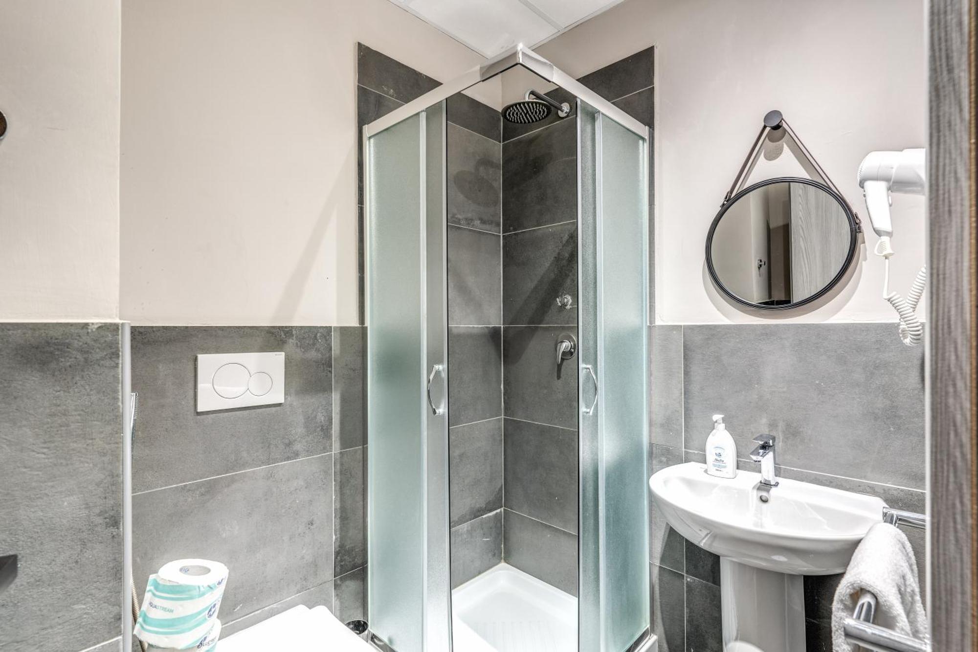 Borgo Ripa Urban Travel Hostel Rome Buitenkant foto