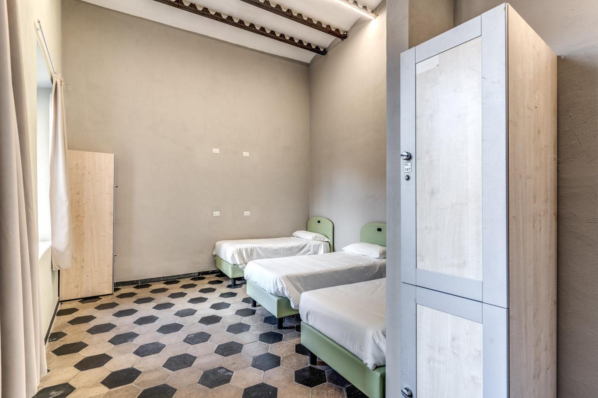 Borgo Ripa Urban Travel Hostel Rome Buitenkant foto