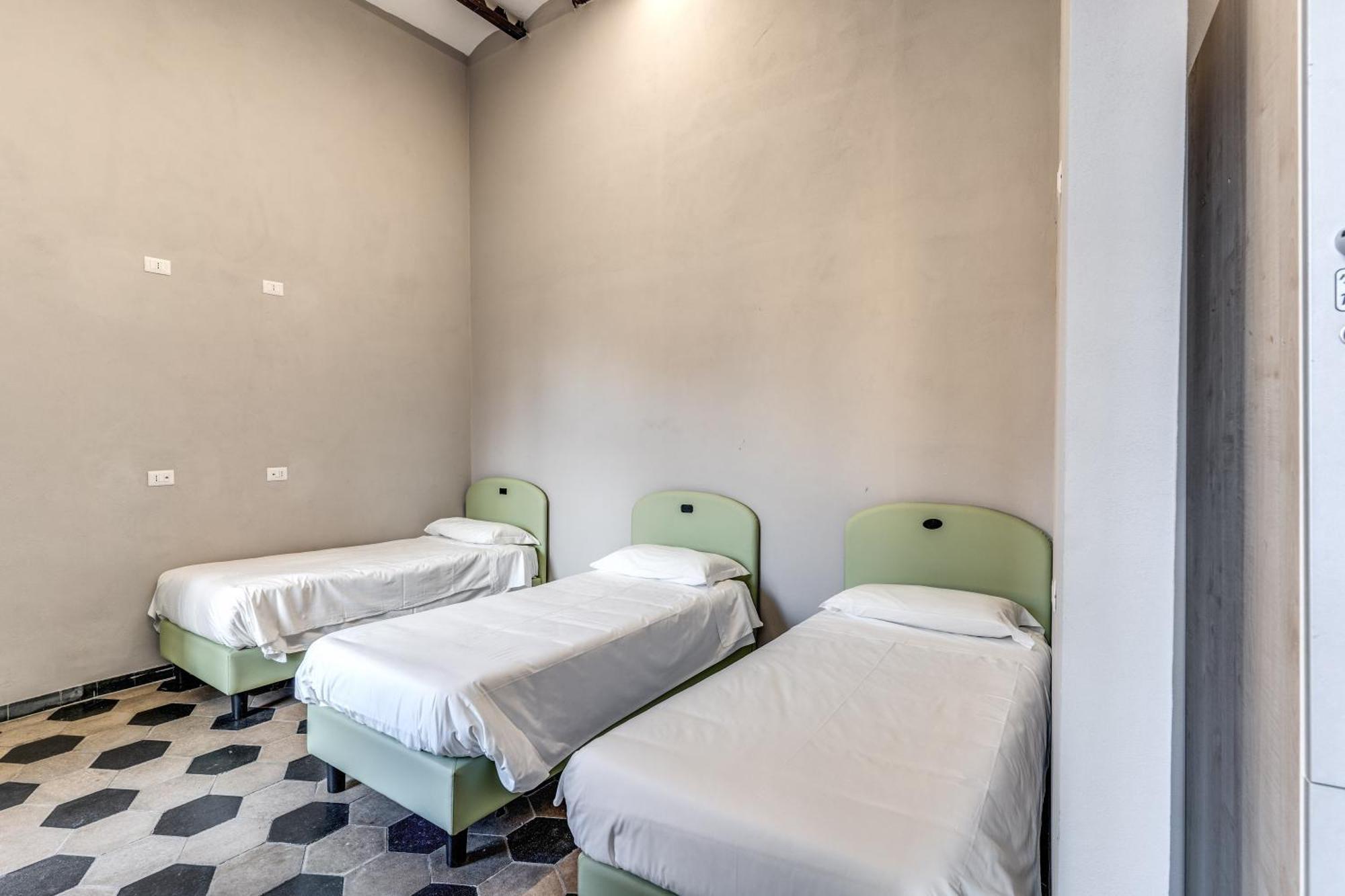 Borgo Ripa Urban Travel Hostel Rome Buitenkant foto