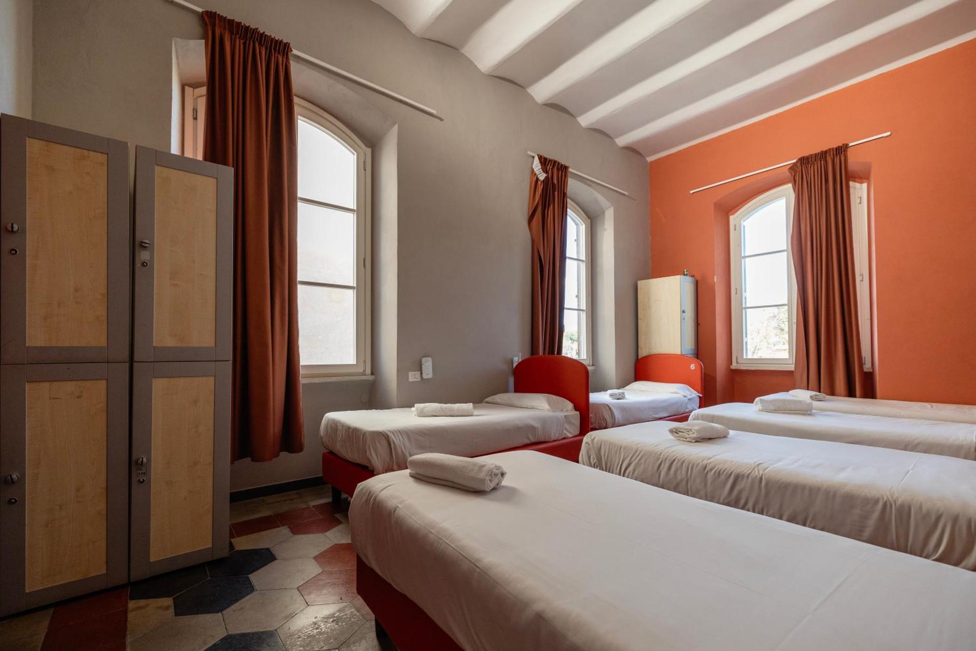 Borgo Ripa Urban Travel Hostel Rome Buitenkant foto